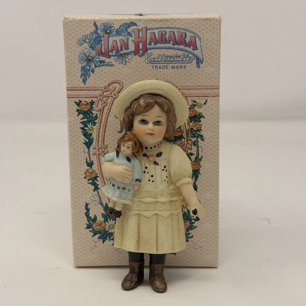 Jan‎ Hagara Emily 1988 Vintage Porcelain Figurine Girl with Doll Original Box